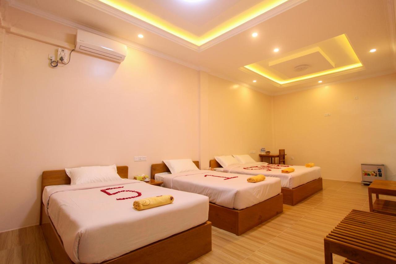 Five One Star Hotel Nyaung Shwe Buitenkant foto
